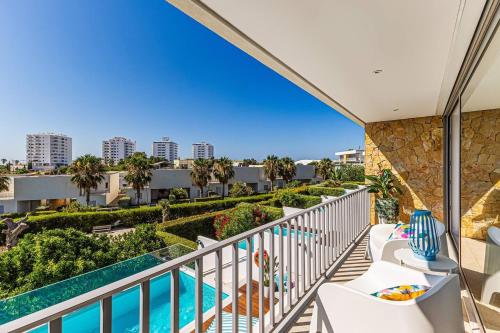 Villa Paradis - up to 8 guests - heated pool