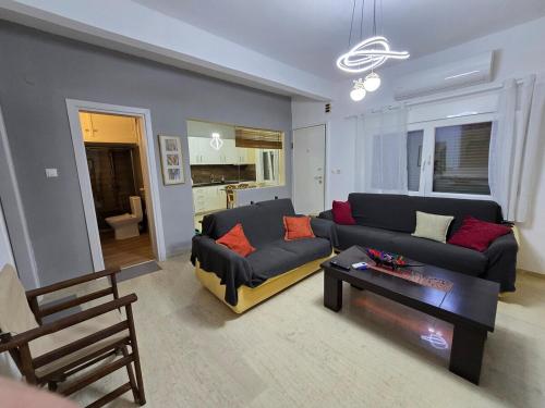 Nikopolis Apartments