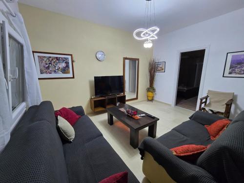 Nikopolis Apartments