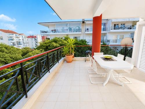 Elenis Garden View Apartment