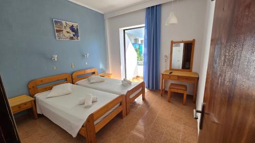 Yiannis Apartments and Studios
