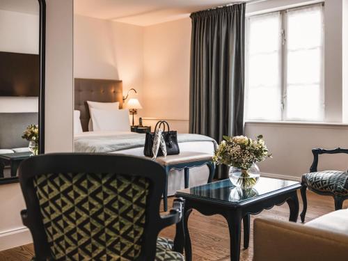 Cour du Corbeau Hotel Strasbourg - MGallery Collection — Bedroom