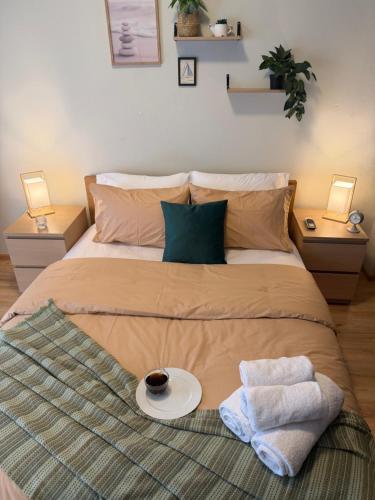 Cozy Garden Apartment