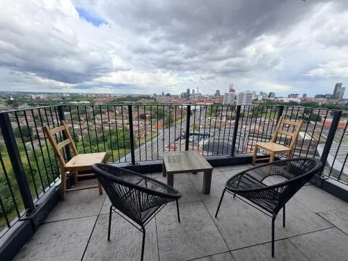 Prestige City Apartment with Magnificent City Views photo 59