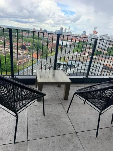 Prestige City Apartment with Magnificent City Views photo 34