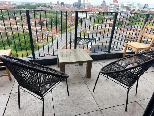 Prestige City Apartment with Magnificent City Views photo 37