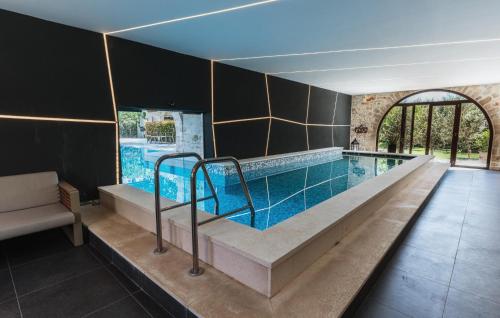 Villa Lv