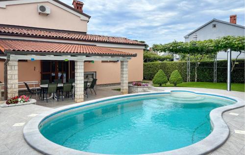Beautiful Home In Pula