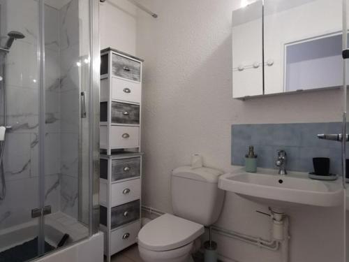 Studio cabine, parking, près plage - 4 pers. - FR-1-874-95