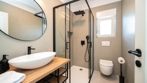 Villa Lara with pool&whirpool&pet friendly&100m from the sea- Rab by Villas Guide