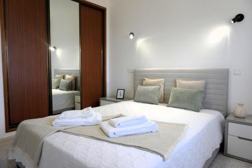 Sunny Apartment in Alvor - Balcony, Sunset, dishwasher, AC & Wi-Fi