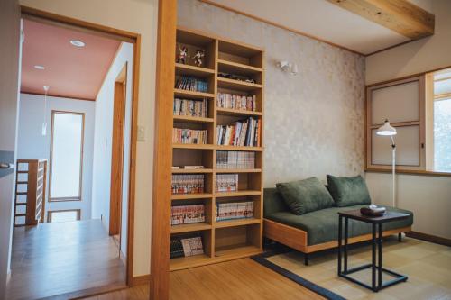 海 竹 楽器 温泉別荘A House 最大8名 城ヶ崎海岸 伊豆高原 大室山 2階から海を望める宿