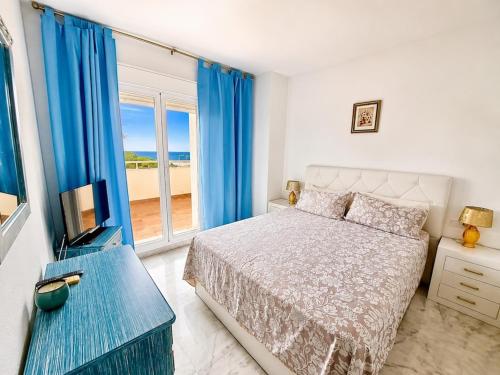 LAS TERRAZAS DE MIRAMAR, Castillo Beach
