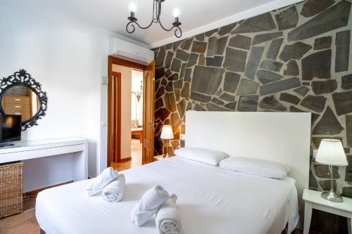 Tahiti 2 7 by Casasol - Family Apartment for 4 People near Playa Burriana, Nerja