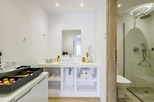 Thalassa Suites