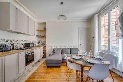 2BDR 4P apartment near Batignolles