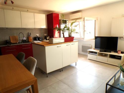 Elegant T2 lumineux de 65 m2 avec ascenseur à Aix en Provence