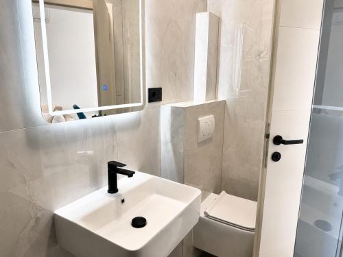 Amore Apartment by the Sea - Znjan Beach