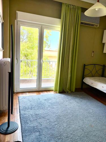 Big apartment in SKG with huge balcony