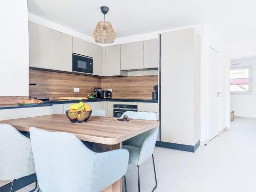 Apartment Florea Parc by Interhome
