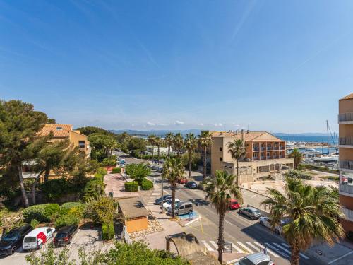 Apartment Les Regates-10 by Interhome