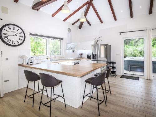 Holiday Home Stella by Interhome