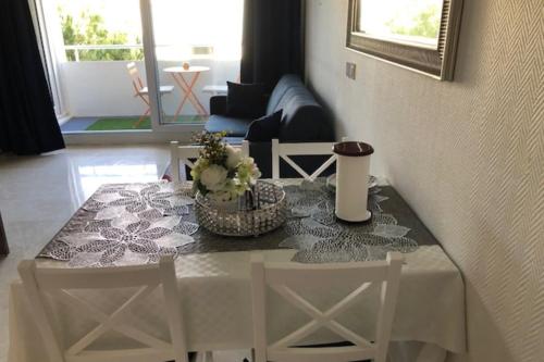 Beautiful apartment 2 steps from the beach