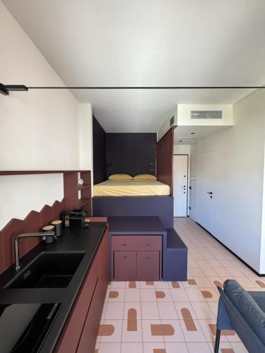 Moderno Monolocale con Balcone e Parcheggio 207