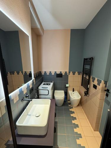 Moderno Monolocale con Balcone e Parcheggio 207