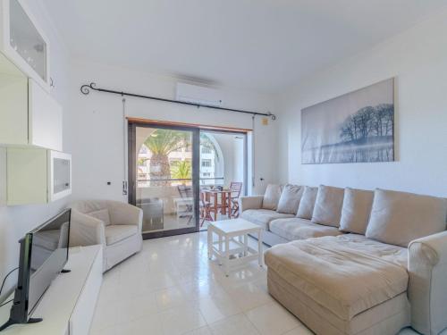 Apartment Be My Guest by Interhome