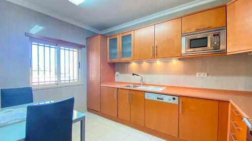 Millennium Plaza by HsRentals
