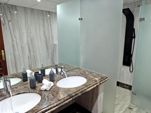 Beachfront Penthouse & SPA & Pools & Gym – EHHouse photo 5