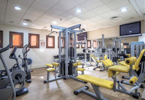 Beachfront Penthouse & SPA & Pools & Gym – EHHouse photo 7