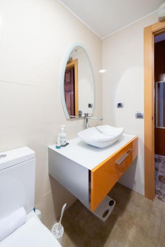 Stylish 2BR Apartment in Valencia Old Town
