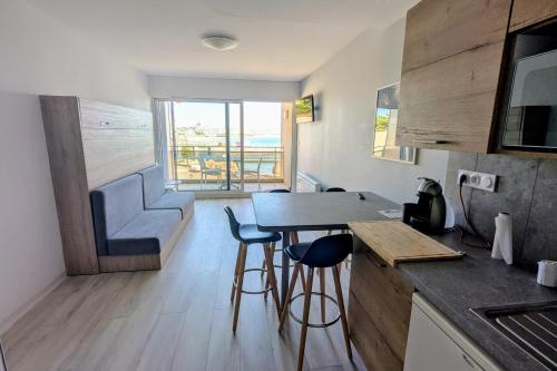 Charming studio with exceptional view