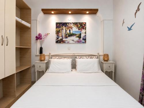 Island Flavor - Naxos Seaview Retreat with Balcony