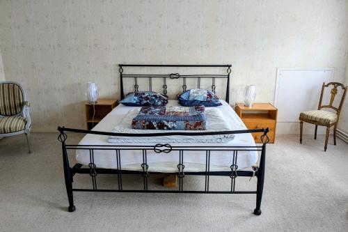 House 5 rooms with garden in Les Sables-d'Olonne