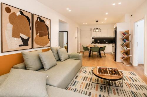 LIV - Upscale Athenian Apartments