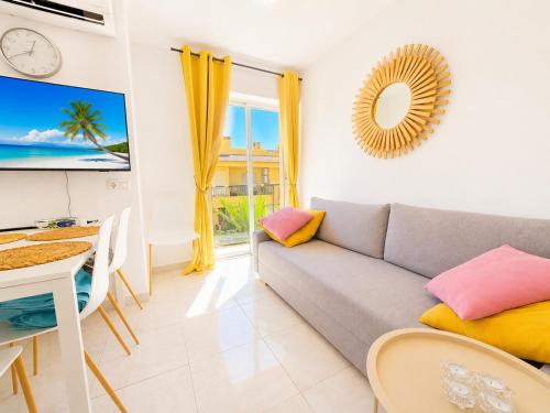 Eliseos Casa Jardín