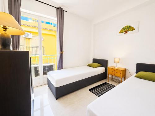 Eliseos Casa Jardín