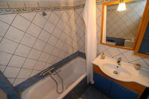 Spacious 2 Bd Balcony Apt in Preveza