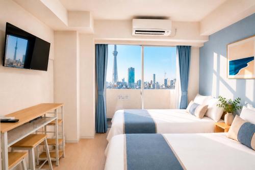 1301Room 5 mins walk from JR Kinshicho North Exit On level 13 with lift access offering a clear view of Tokyo Skytree Easy rail access includes a balcony plus quiet indoor spaces quiet indoor space