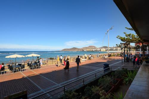 Roca Beach Canteras