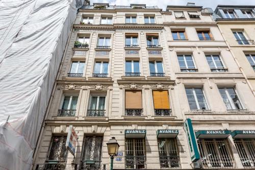 UrbanFlat 86 - Cocon Parisien de 2 Chambres Emplacement Ideal