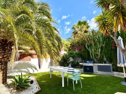 Villa con piscina cerca de Puerto Blanco
