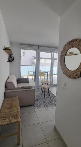Apt au calme avec terrasse et parking CV