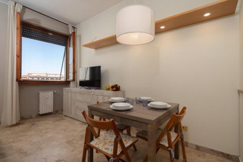 Capo di Mondo Living