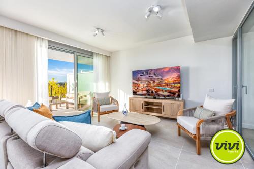 ViVi Homes - Casa Sol Estepona - Private pool - Garden - Sea View