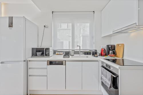 Riviera 2BR Glyfada Gem by TwentyTwo