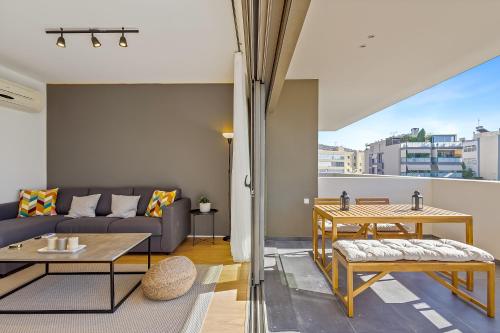 Riviera 2BR Glyfada Gem by TwentyTwo